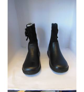 m&s girls black boots