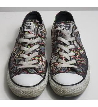 converse all star size 8