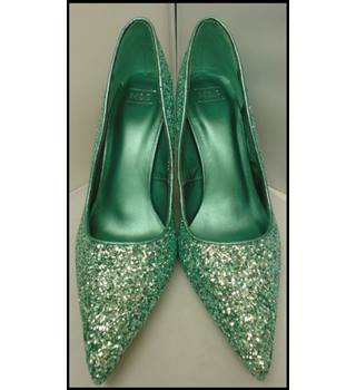 marks and spencer green shoes