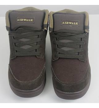 airwalk breaker mid mens skate shoes