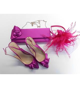 ladies cerise pink shoes