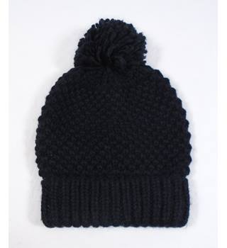 accessorize bobble hat