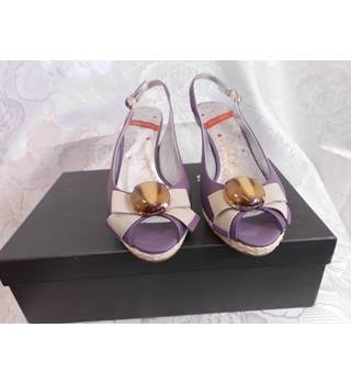 staccato shoes wiki