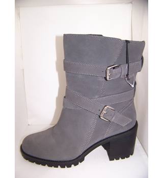 marks and spencer grey boots