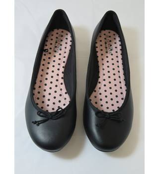 marks and spencer flat ladies shoes