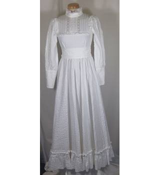 Laura Ashley Size Uk 8 Label 10 Vintage White High Neck Wedding