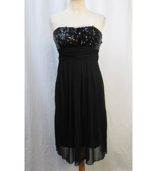 black sparkly strapless dress