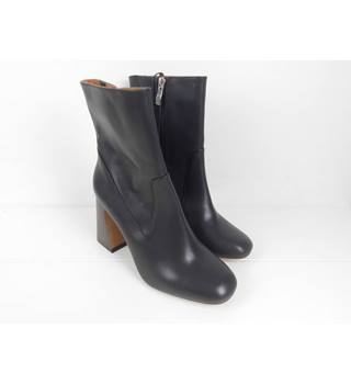 m and s ankle boots