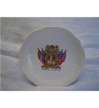 Coronation Plates 1953 - Queen Elizabeth II - set of two | Oxfam GB ...