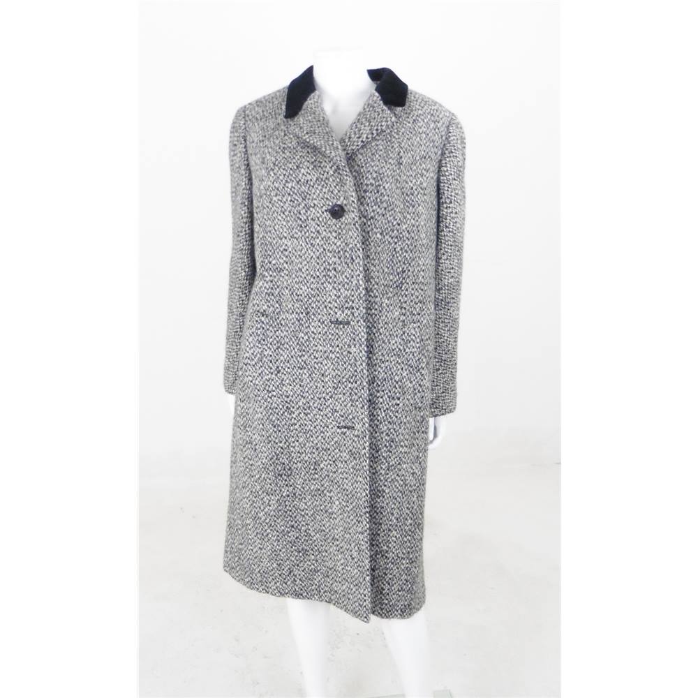 Vintage 1970s Rodex Size 18 Black and White Wool Weave Coat | Oxfam GB ...