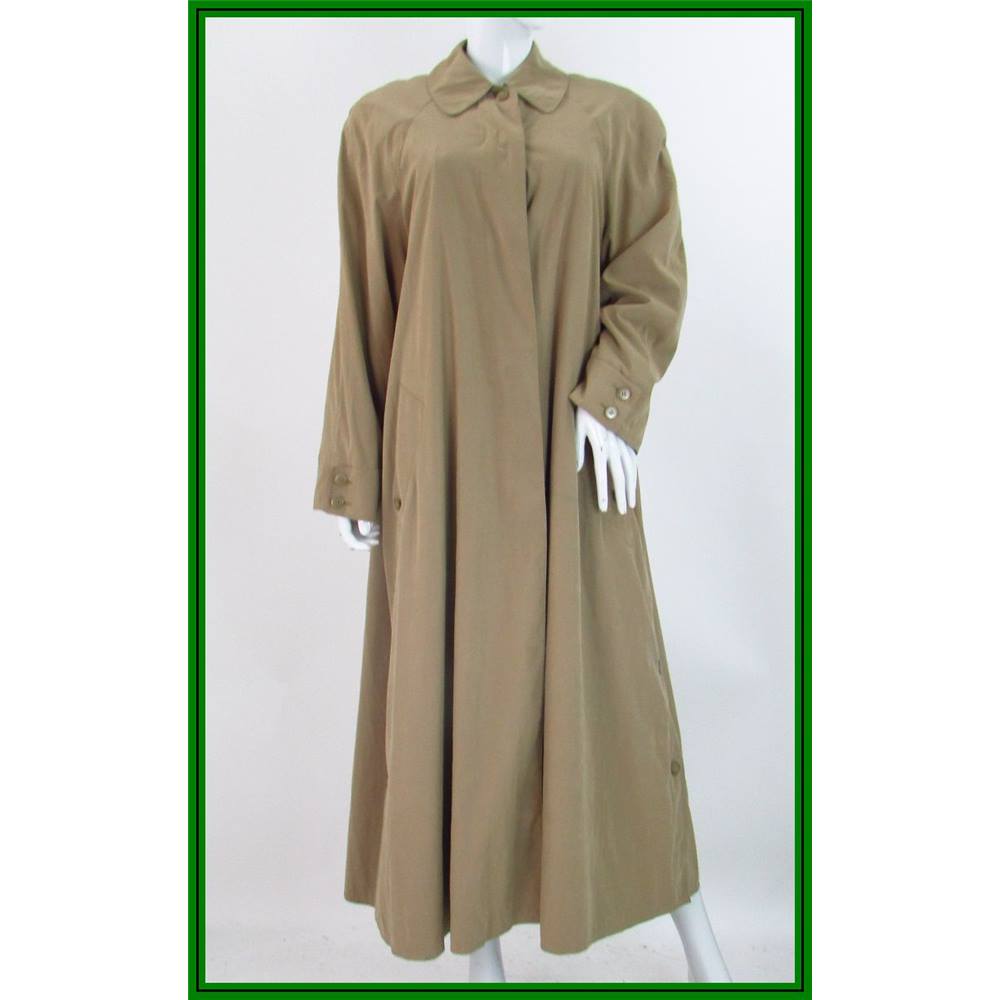 Cloud Nine - Size: 12 - Beige - Rain Coat with Detachable Liner | Oxfam ...