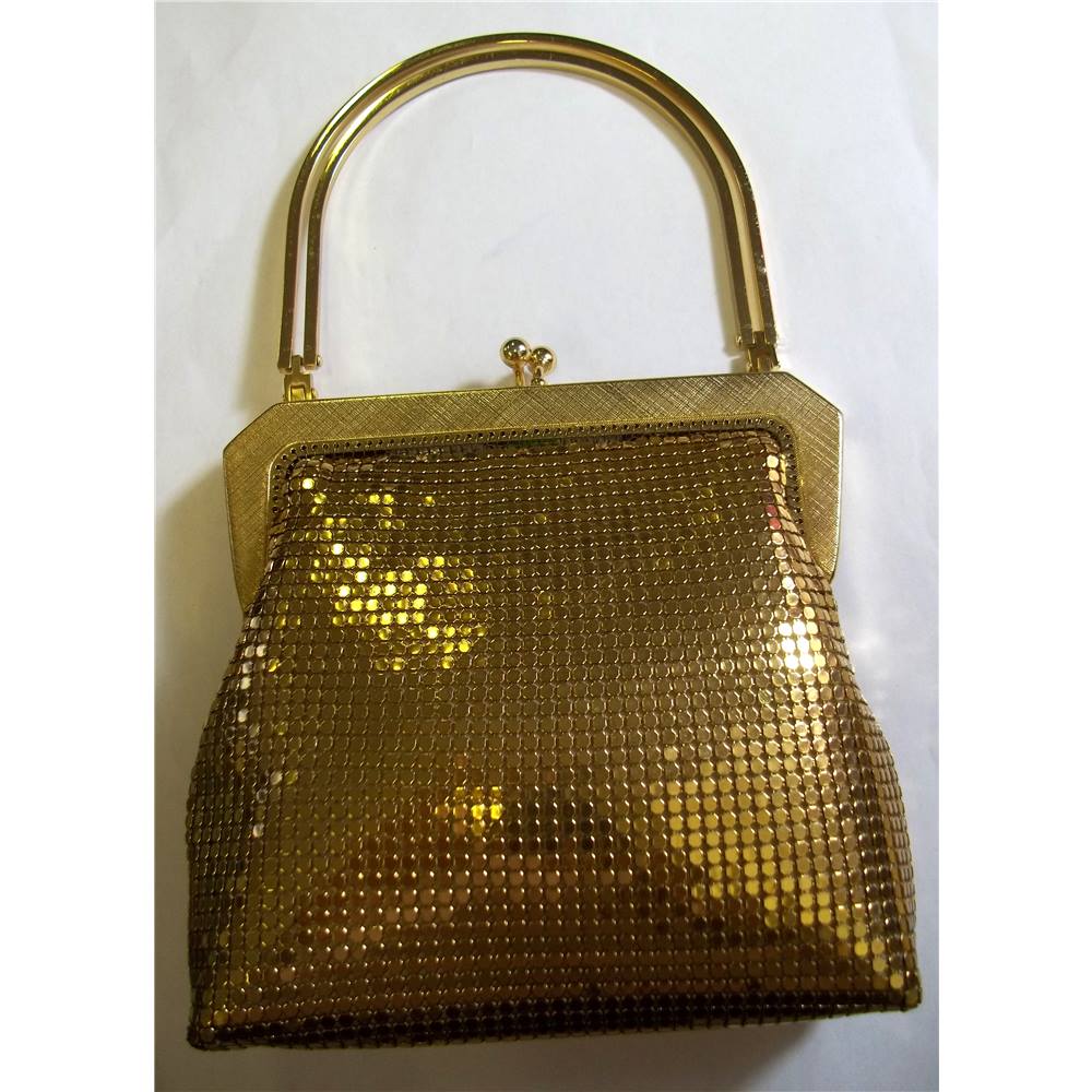 gold glomesh purse