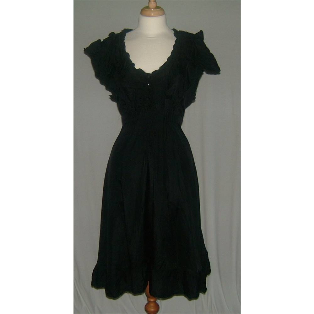 Rocha John Rocha Dress Size: 18 - An elegant full black dress with tie ...