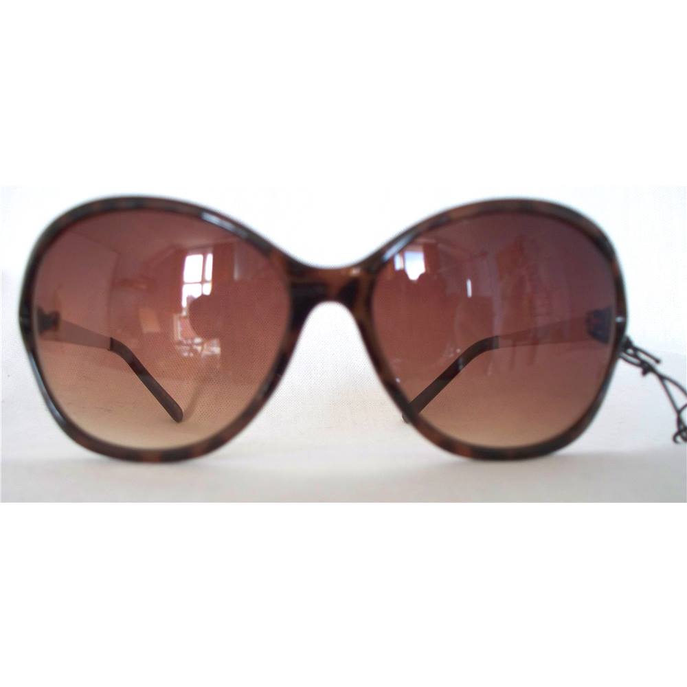 Sunglasses, woman's brown, M&S, new M&S Marks & Spencer - Brown ...