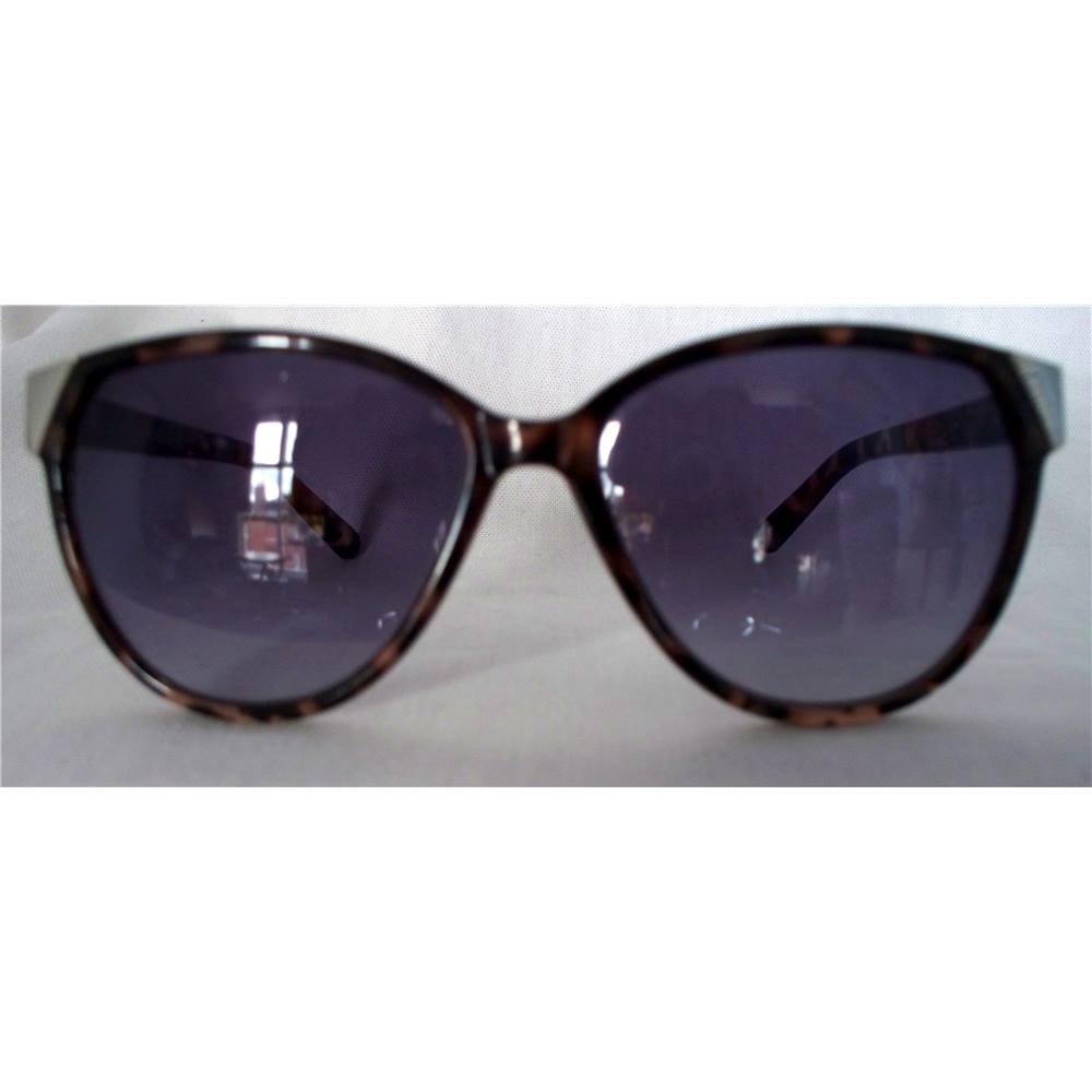 Woman's sunglasses, black, M&S new M&S Marks & Spencer Black