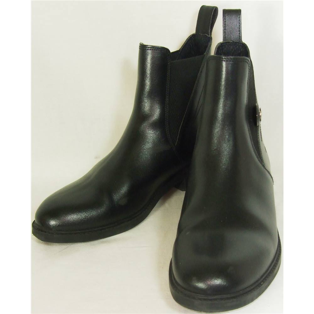 Bareback Size 7.5 black Chelsea/ankle boots | Oxfam GB | Oxfam’s Online ...