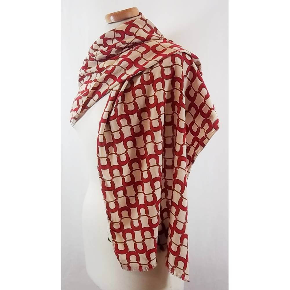 buy burberry scarf online