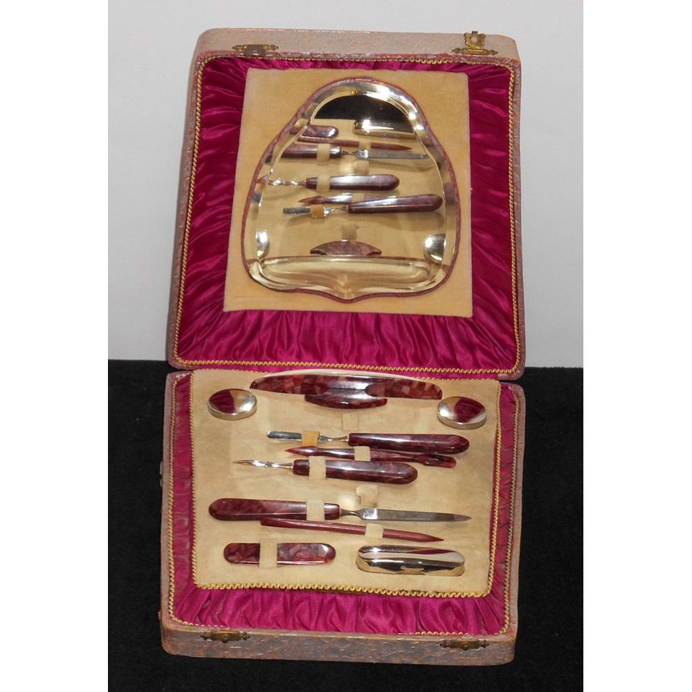 VINTAGE Manicure Set Unbranded - Pink | Oxfam GB | Oxfam’s Online Shop