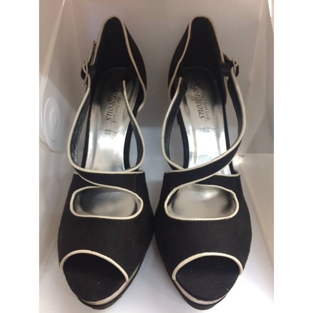 new look sale shoes size 8