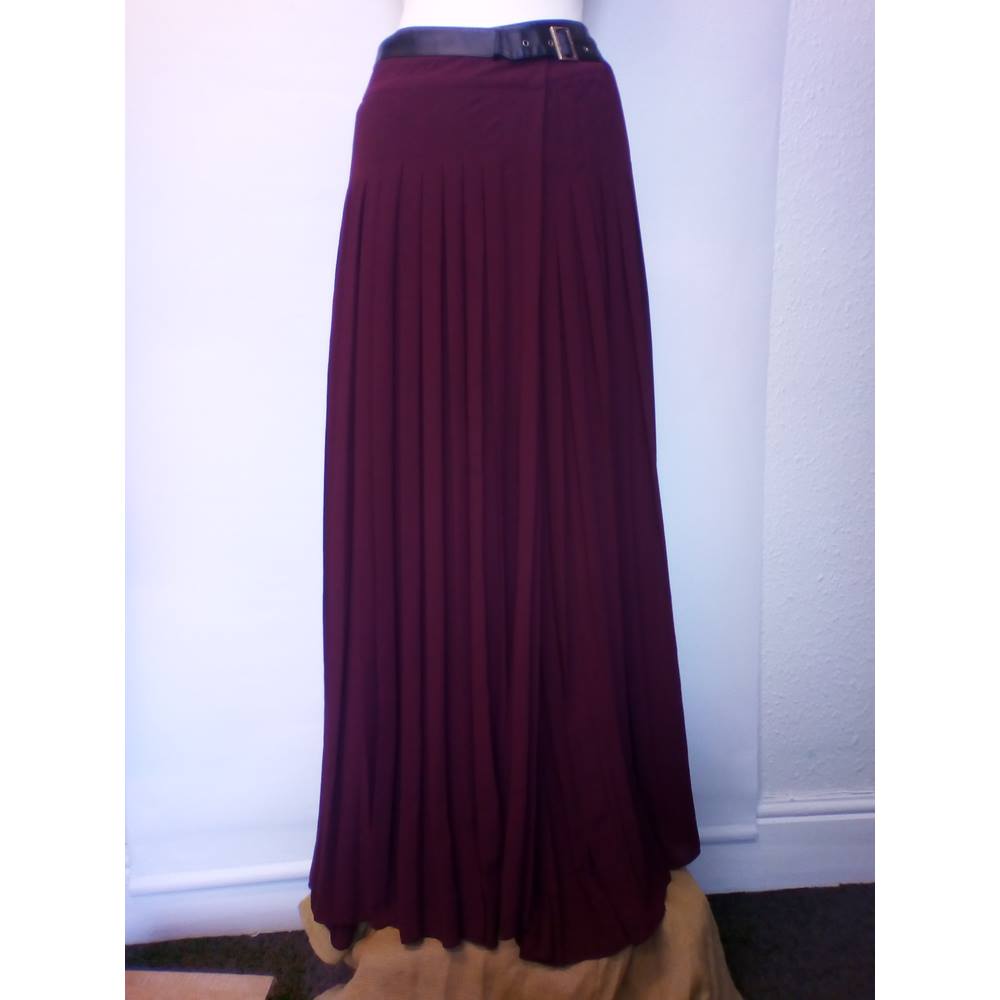 Ted Baker dark red full length pleated skirt Ted Baker - Size: S - Red ...