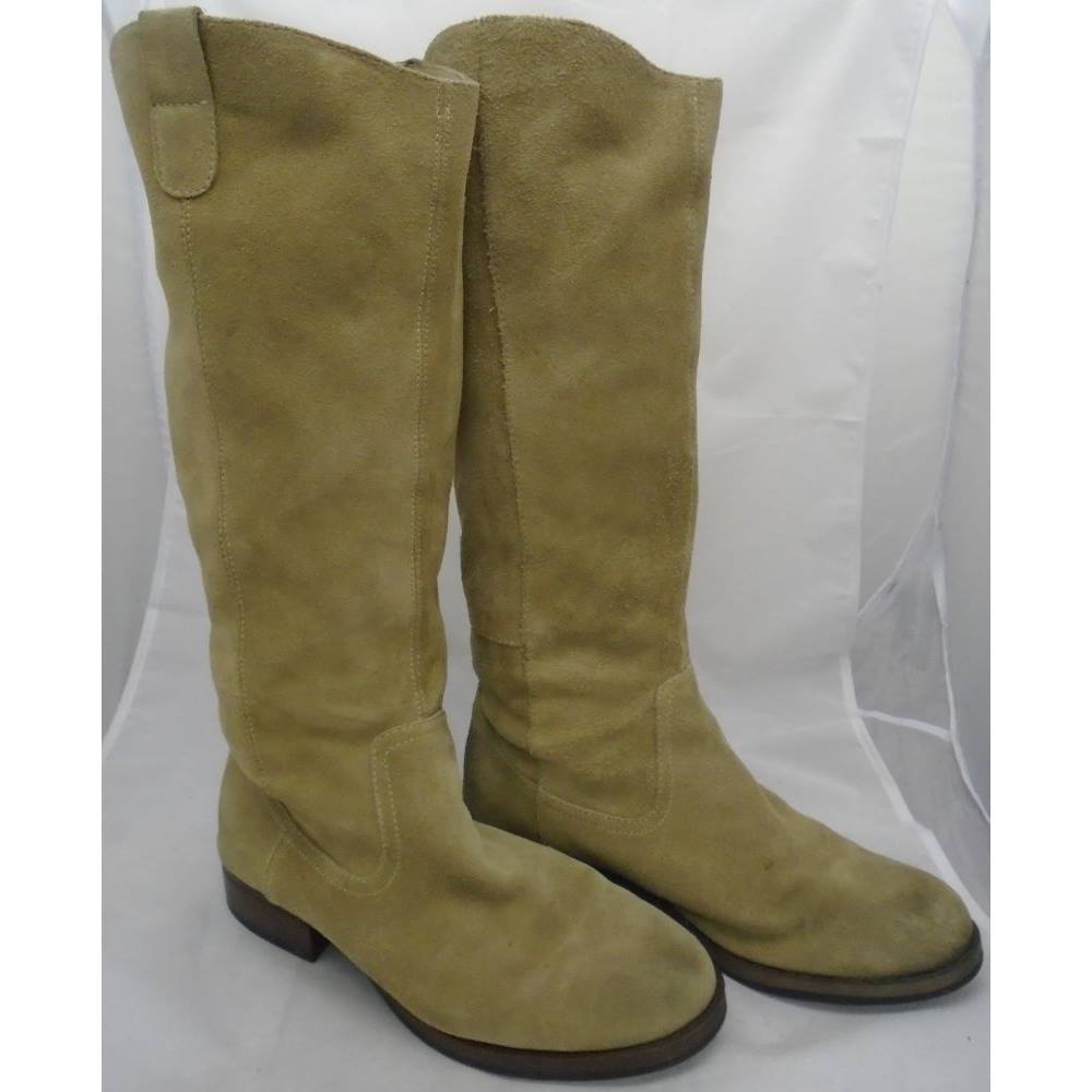 Pulp - UK Size 7 (NZ Size 9) - Tan - Suede - Calf Length Boots | Oxfam ...