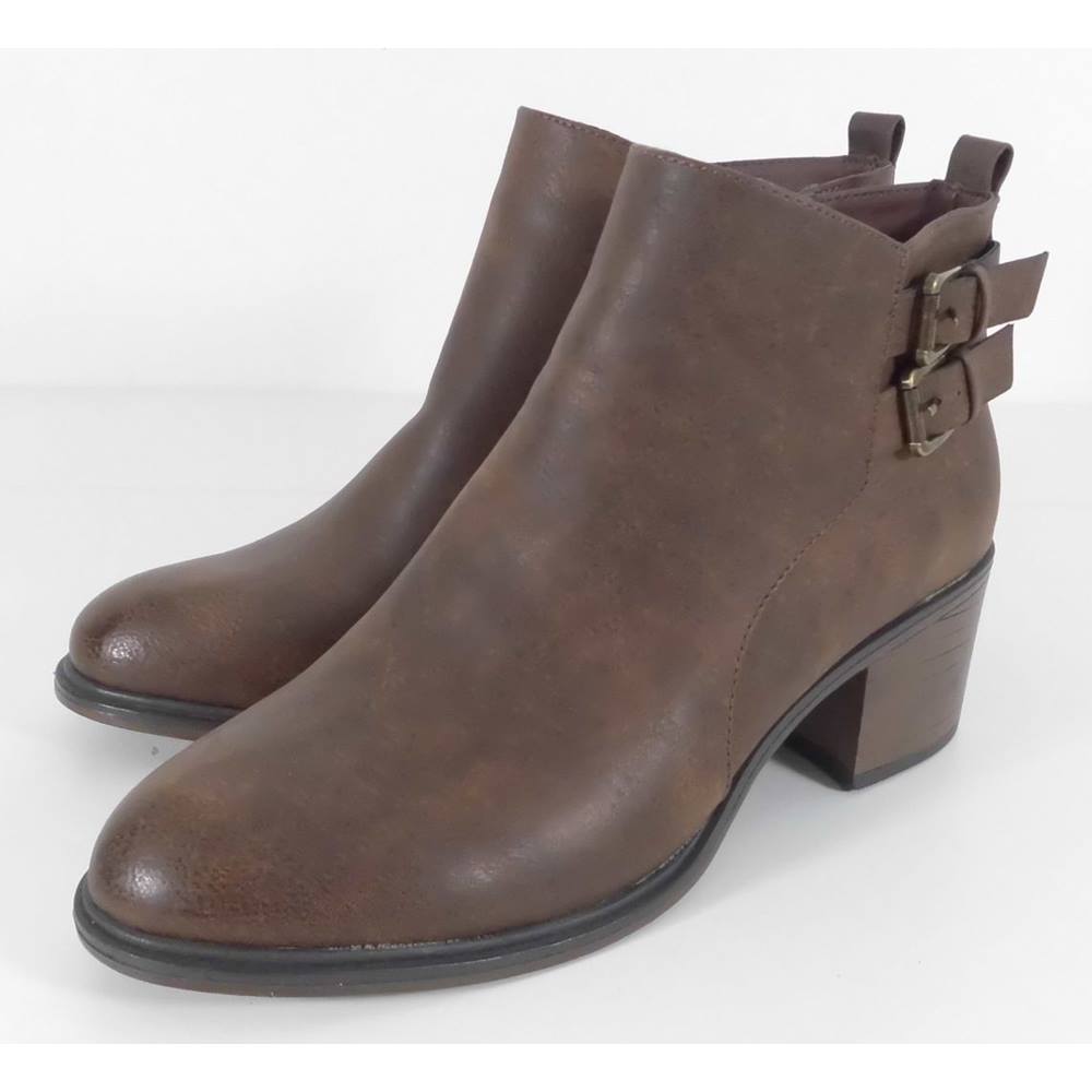 M&S Marks & Spencer Size: 5.5 Brown Ankle Boots | Oxfam GB | Oxfam’s ...