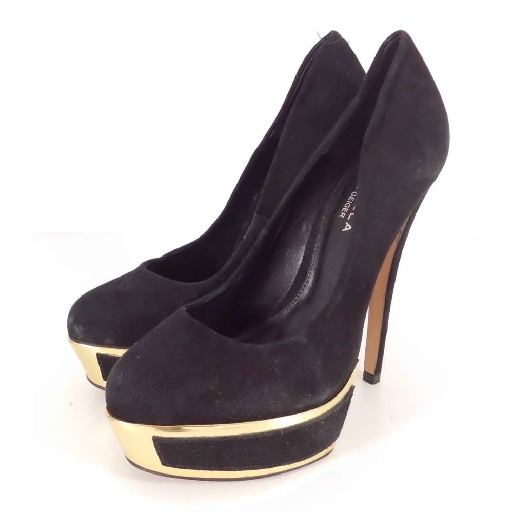 Carvela Kurt Geiger Size: 7 Black & Gold Heeled Occasion Shoes | Oxfam ...
