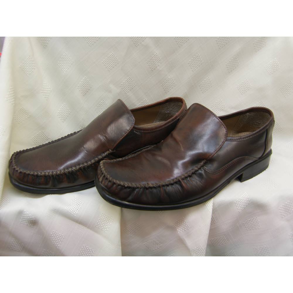 Taylor and Wright-shoes-brown-size 9 Taylor and wright - Size: 9 ...