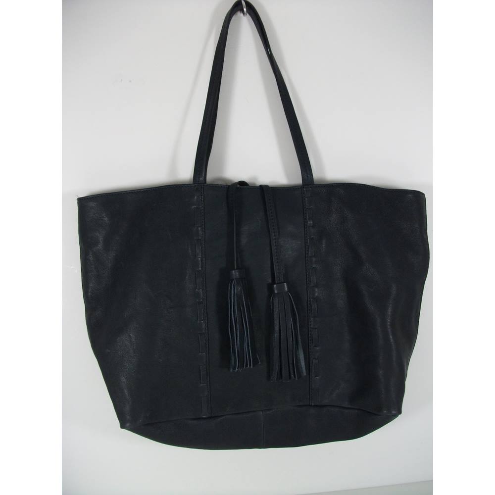 Marks & Spencer Navy Leather Large Shopper Style Tote Bag | Oxfam GB ...