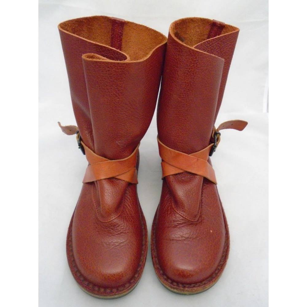 red flat ankle boots uk