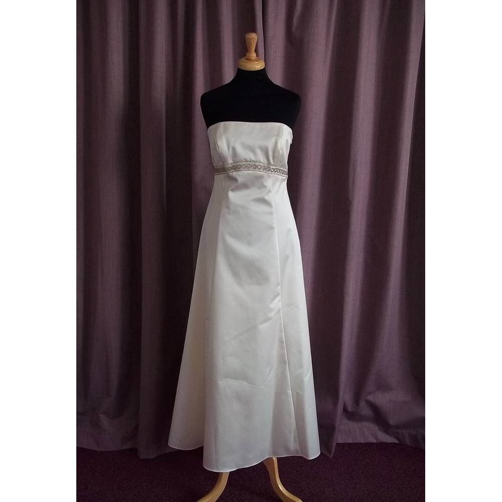 Debenhams Ivory Wedding  Dress  Size 10 BNWT Oxfam  GB 