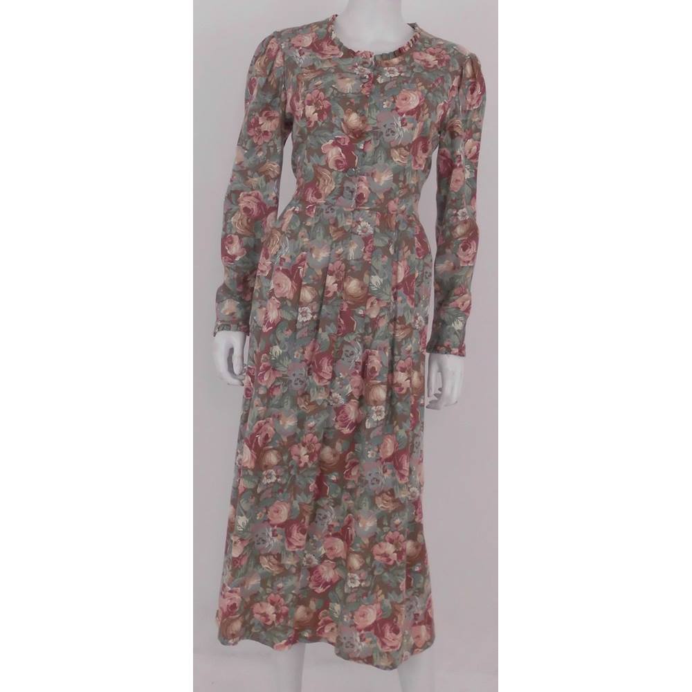 Vintage 1980's Laura Ashley Size 14 Floral Print Dress | Oxfam GB ...