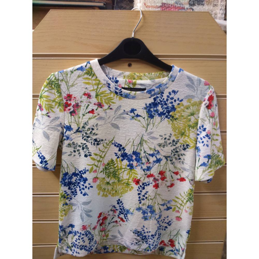 Ladies Polyester M&S T-shirt M&S Marks & Spencer - Size: 8 - Multi ...