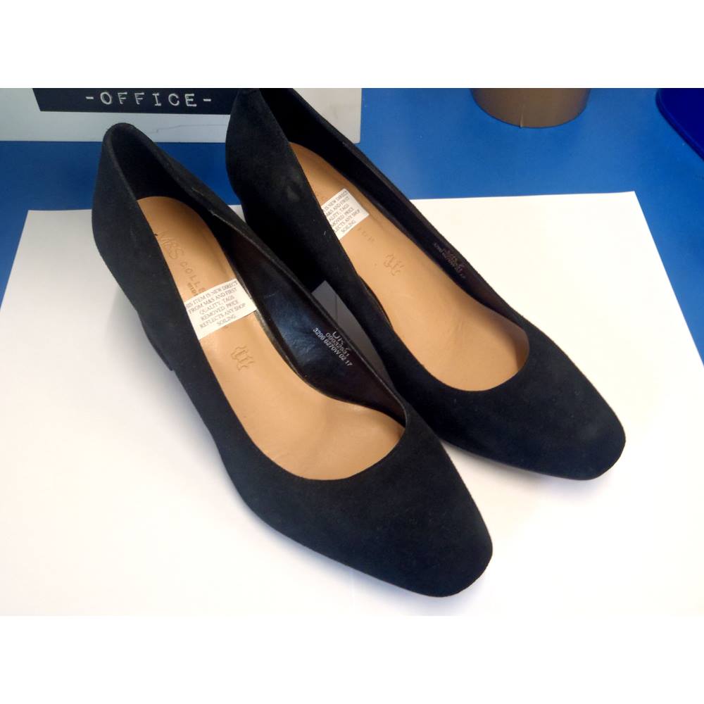 black heeled shoes M&S Marks & Spencer - Size: 7 - Black - Heeled shoes ...