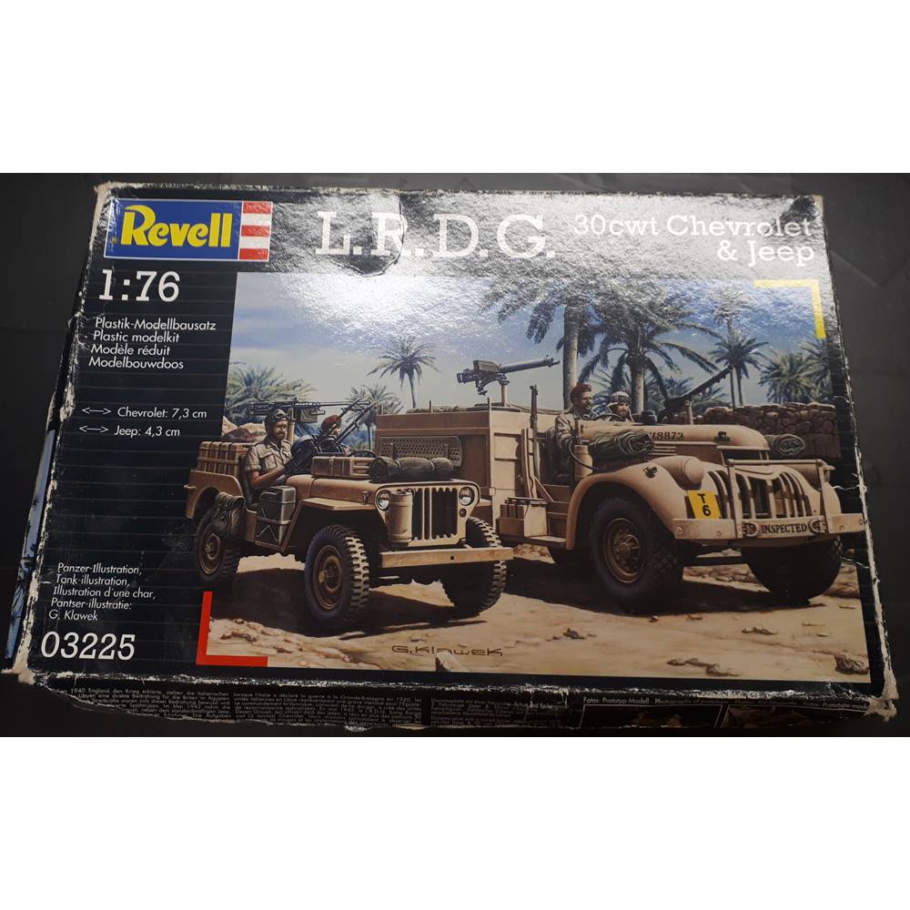 Revell 1:76 Scale LRDG 30 CWT Chevrolet and Jeep Model Kit | Oxfam GB ...