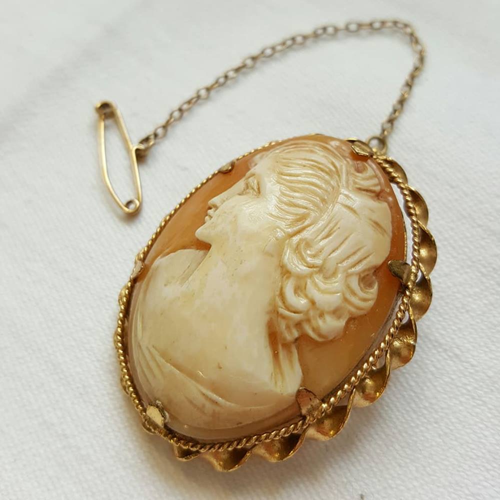 STUNNING Antique Victorian carved shell cameo brooch in 9ct mount ...