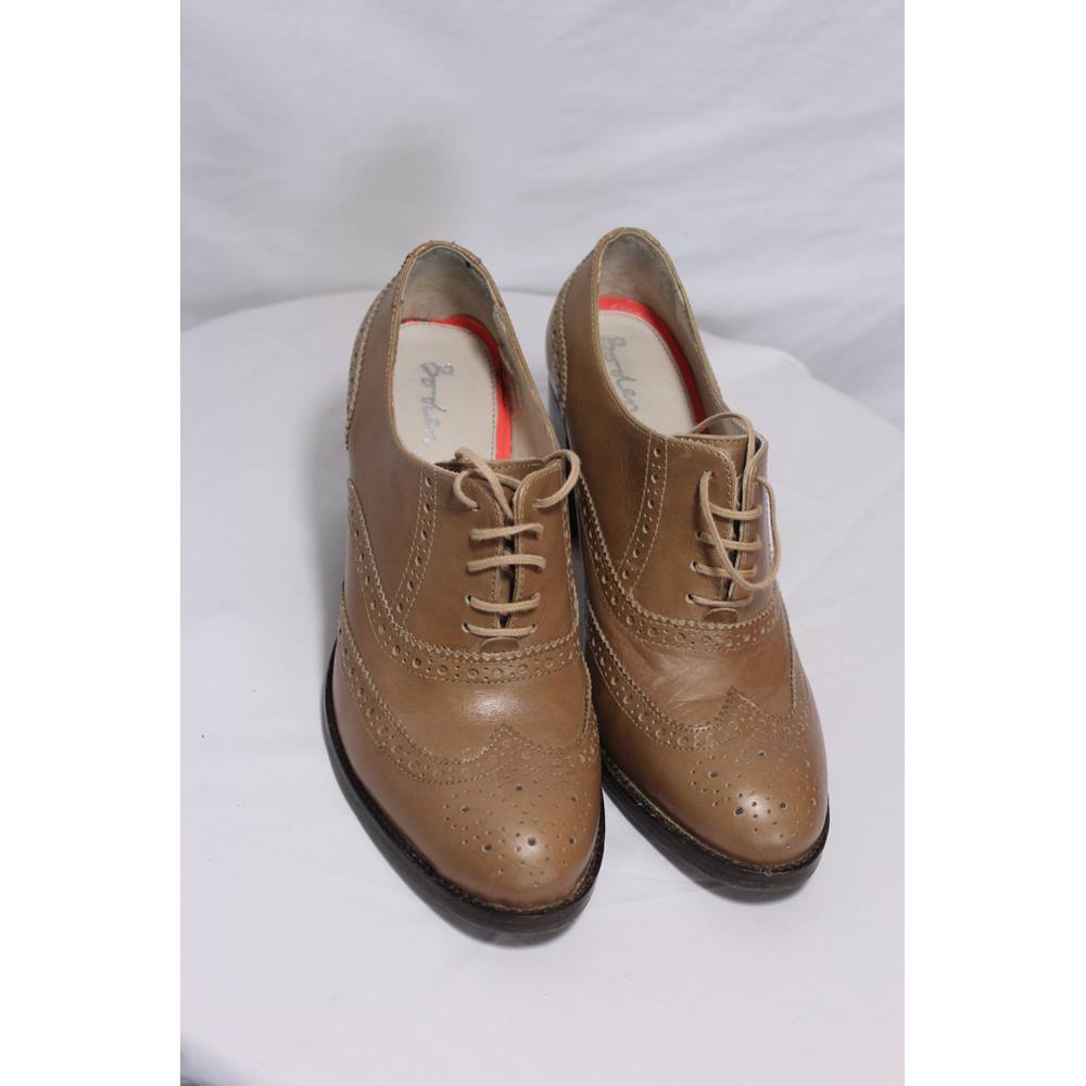small heeled brogues