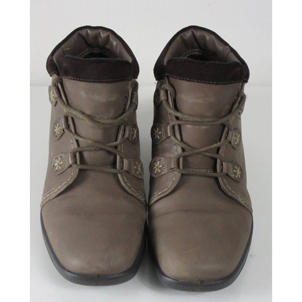 Hotter Comfort Concept Brown Boots in Box Hotter Comfort Concept - Size ...