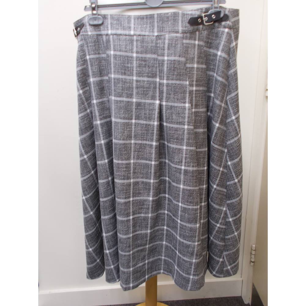 m-s-marks-spencer-size-20-grey-calf-length-skirt-oxfam-gb