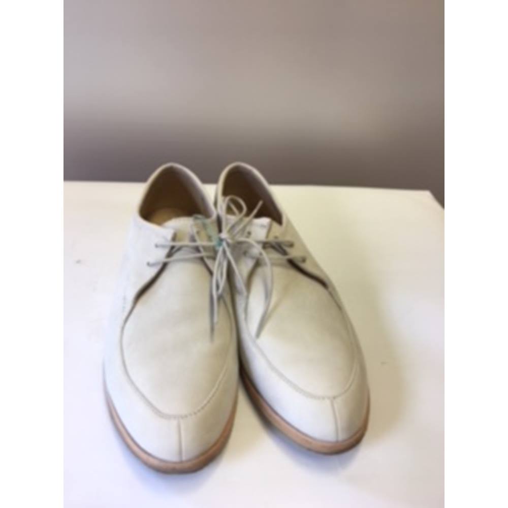 Linea shoes Clarks - Size: 7 - Cream / ivory - Brogues | Oxfam GB ...