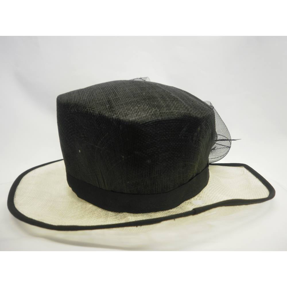 New M S Formal Hat Complete Without Tags Marks Spencer Size New M S Formal Hat Complete Without Tags Marks Spencer Size Loading Zoom