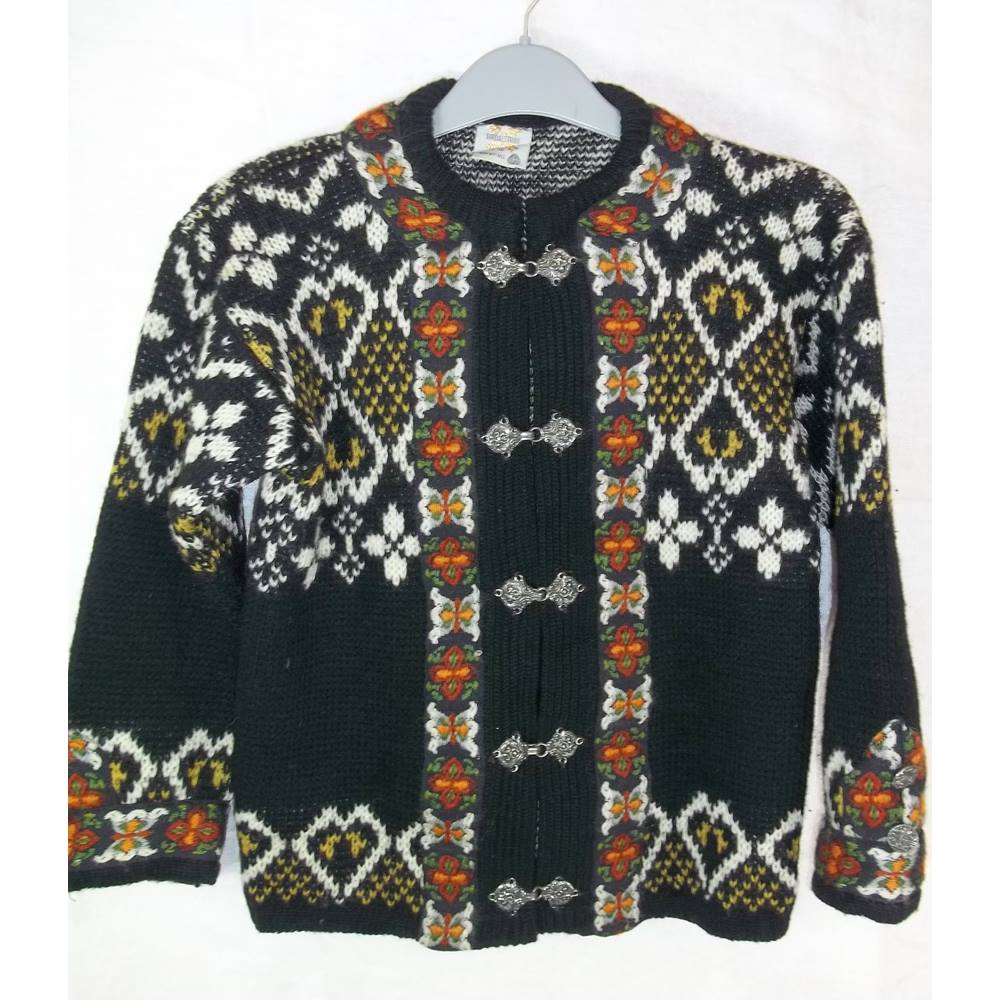 Traditional Norwegian Knitted cardigan. black. age 10 Dirdalstrikk ...