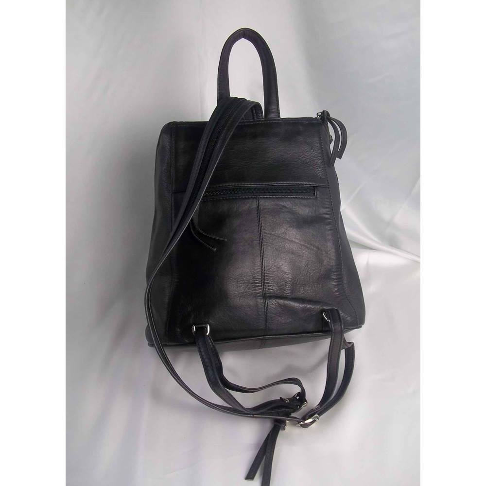 jobis black leather backpack