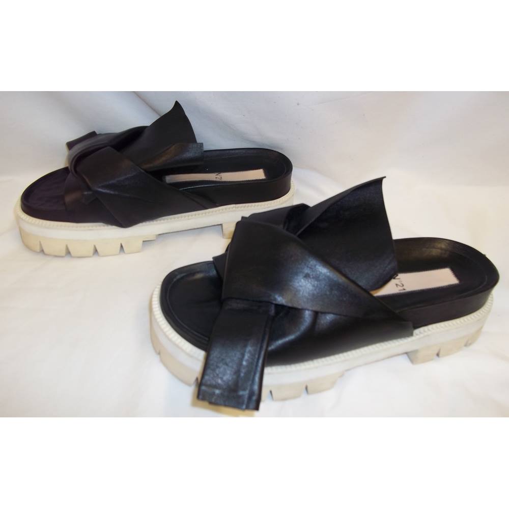 black platform sandals wide width