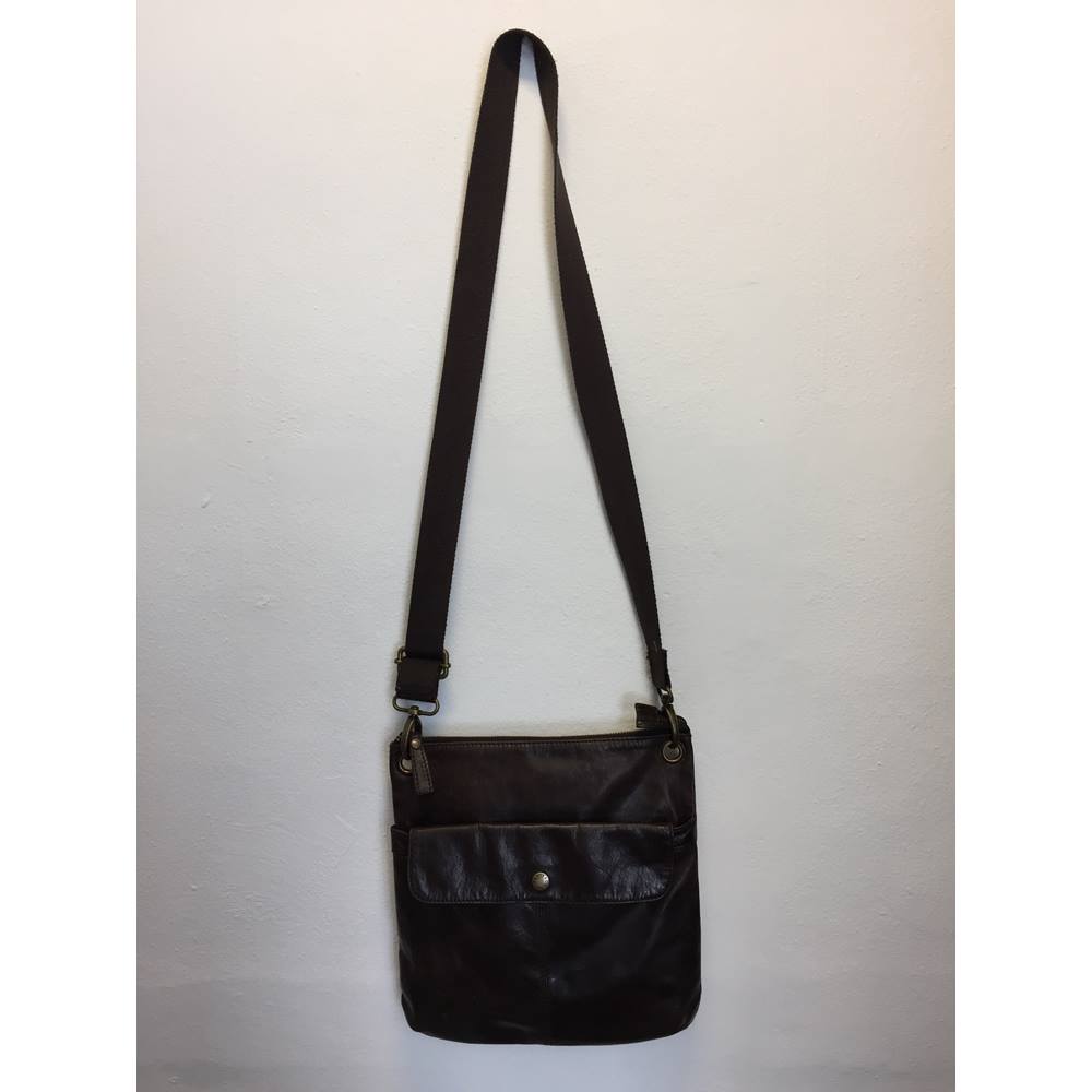 Fat face brown cross over body bag Fat Face - Size: S - Brown | Oxfam ...