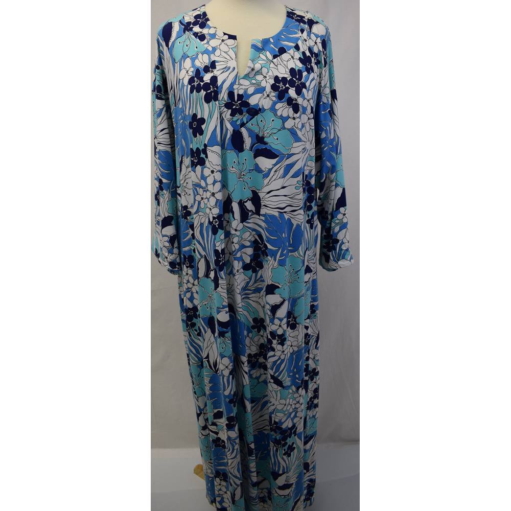 David Nieper long blue/white dress size 18/20 | Oxfam GB | Oxfam’s ...