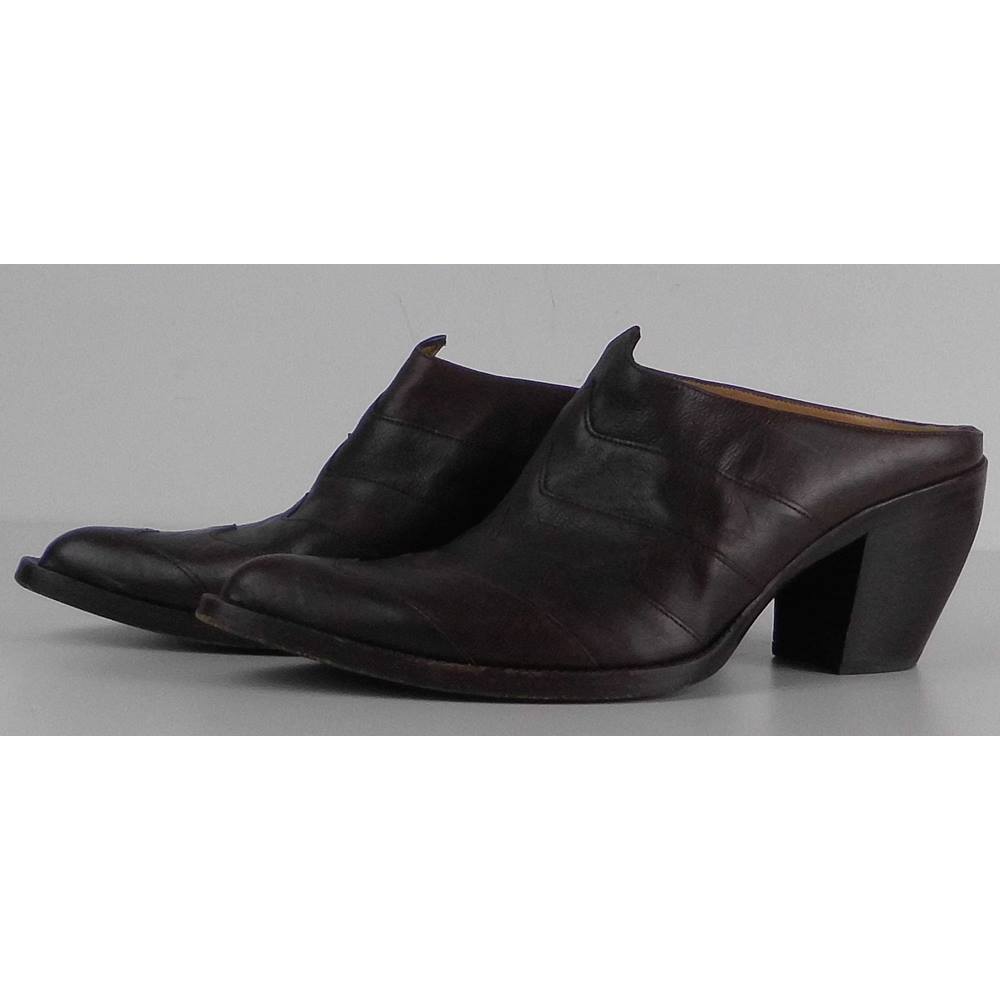 Freelance Brown Leather Cowboy Style Mules with Cuban Heel Size 7 / 40 ...
