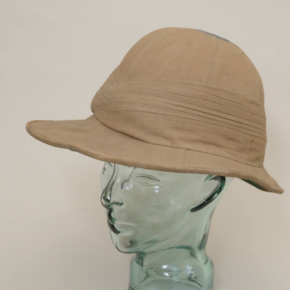 Wolseley pattern tropical army topee helmet British Army - Size: Small ...