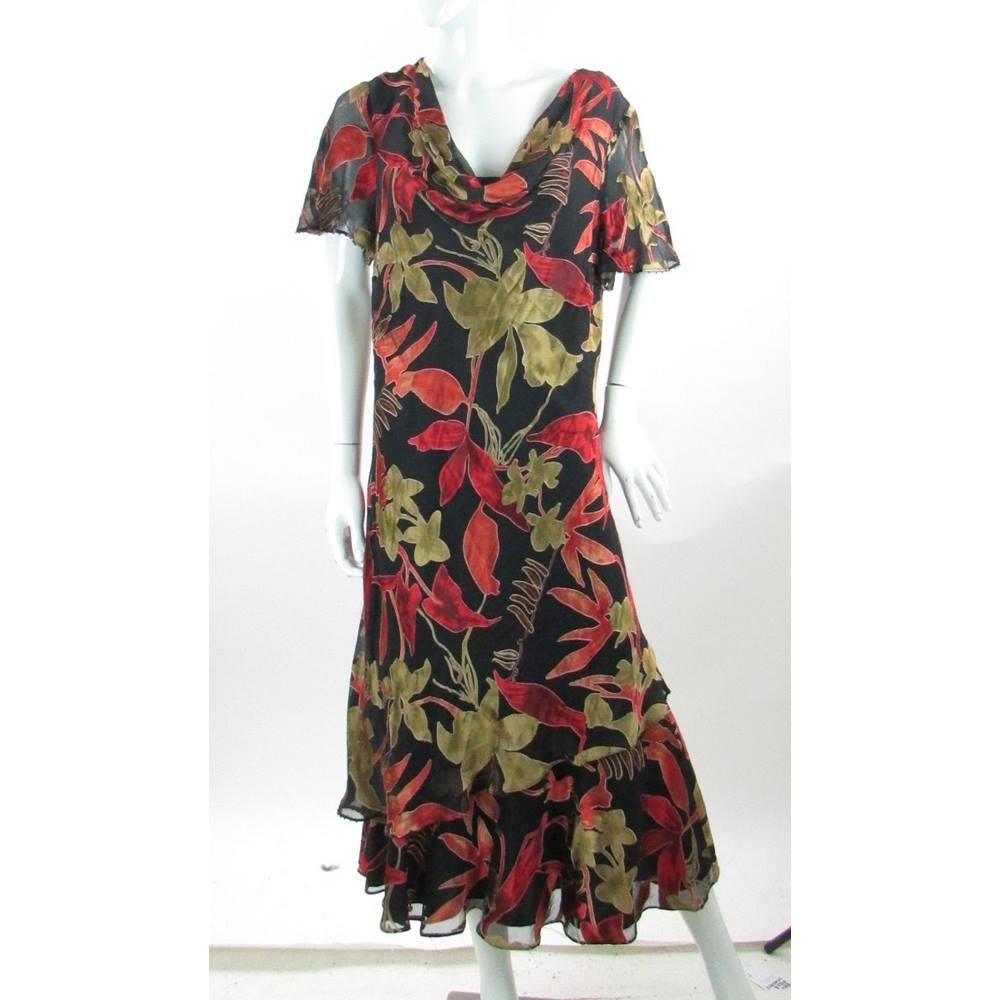 Jacques Vert - Size: 18 - Black/Gold/Red - Silk Mix - Full length dress ...