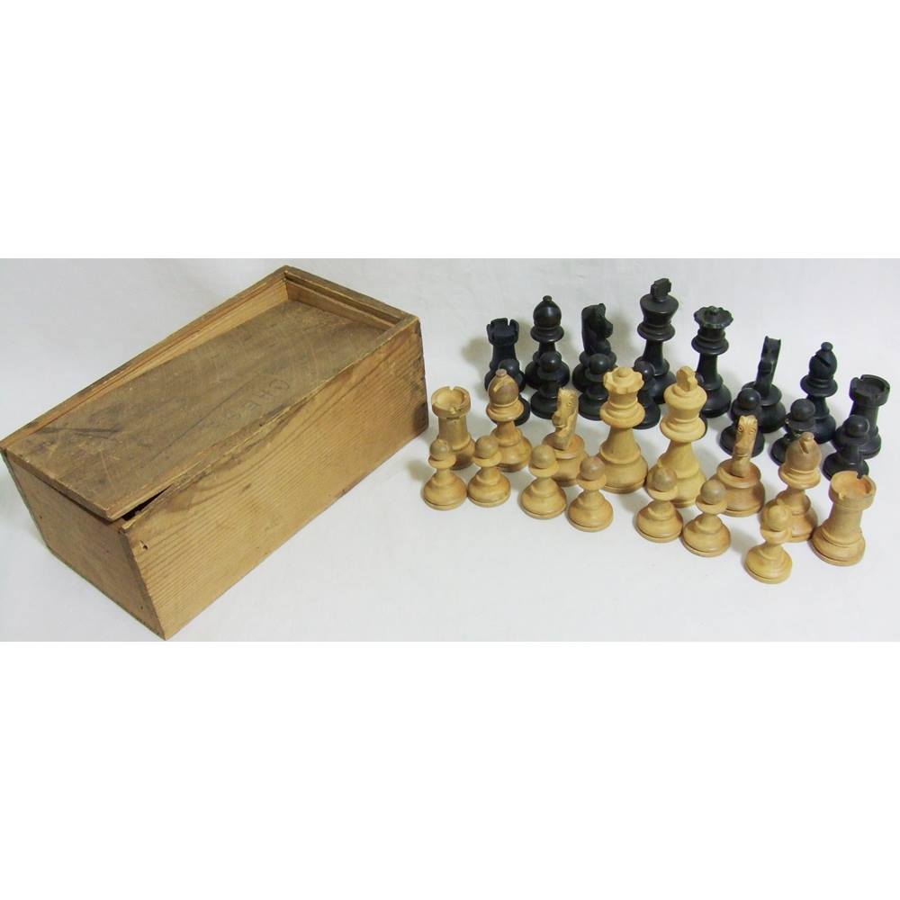 Vintage Staunton Style Fruit Wood Chess Set | Oxfam GB | Oxfam’s Online ...